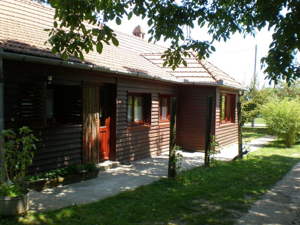 Holiday Home Melinda Ceglédpuszta Zewnętrze zdjęcie