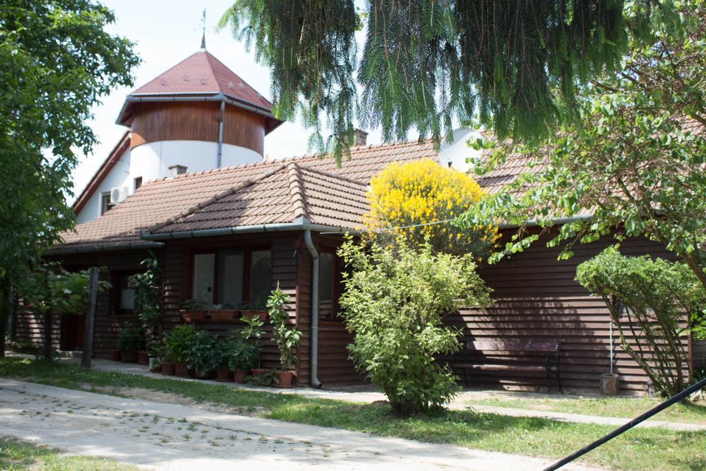 Holiday Home Melinda Ceglédpuszta Zewnętrze zdjęcie